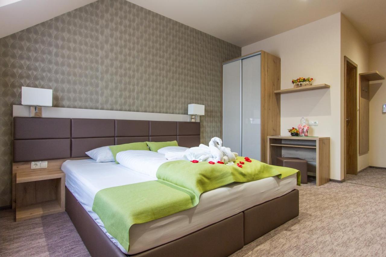Veres Motel Veresegyház Eksteriør billede